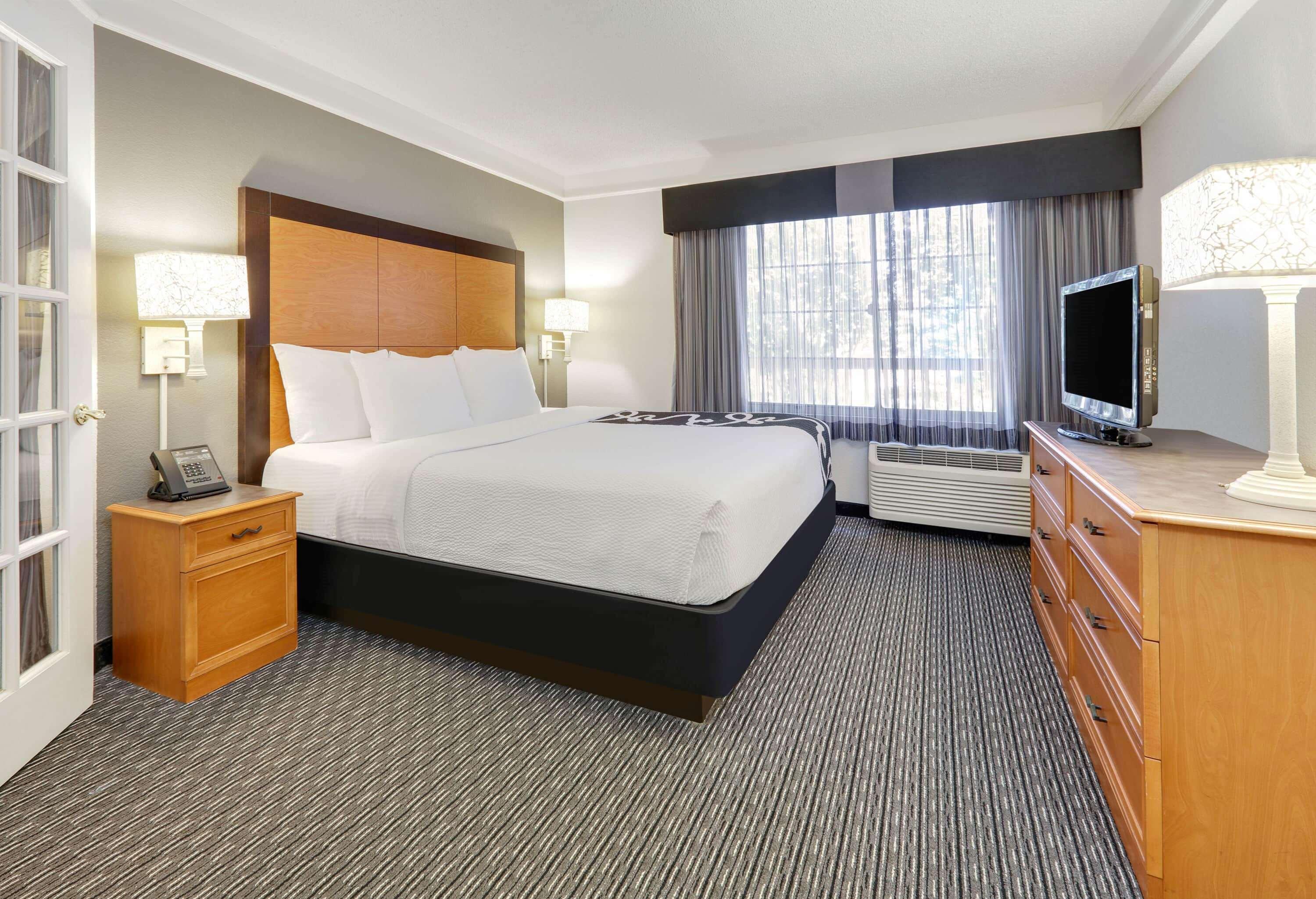 La Quinta By Wyndham Dallas - Addison Galleria Hotel Luaran gambar