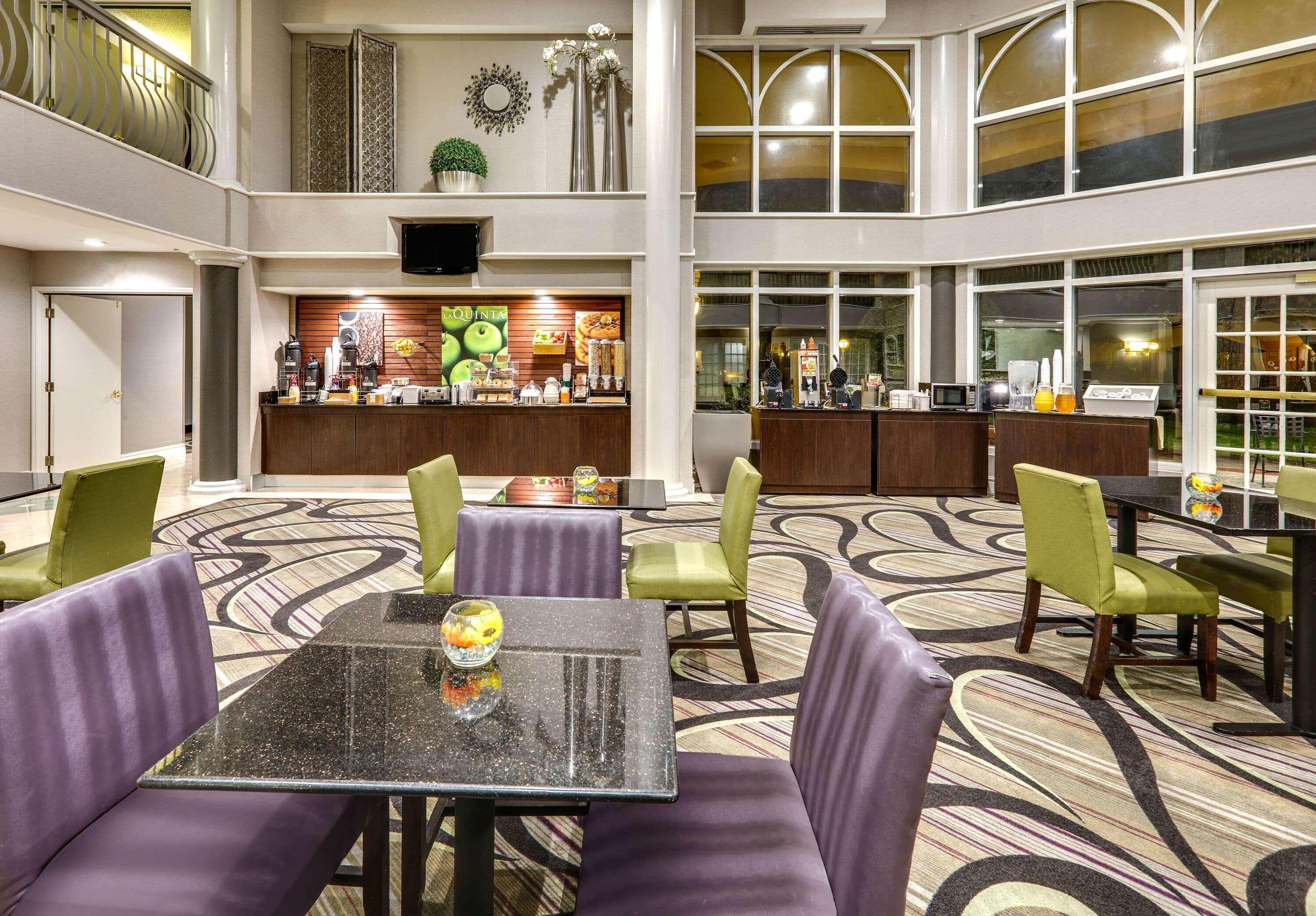 La Quinta By Wyndham Dallas - Addison Galleria Luaran gambar