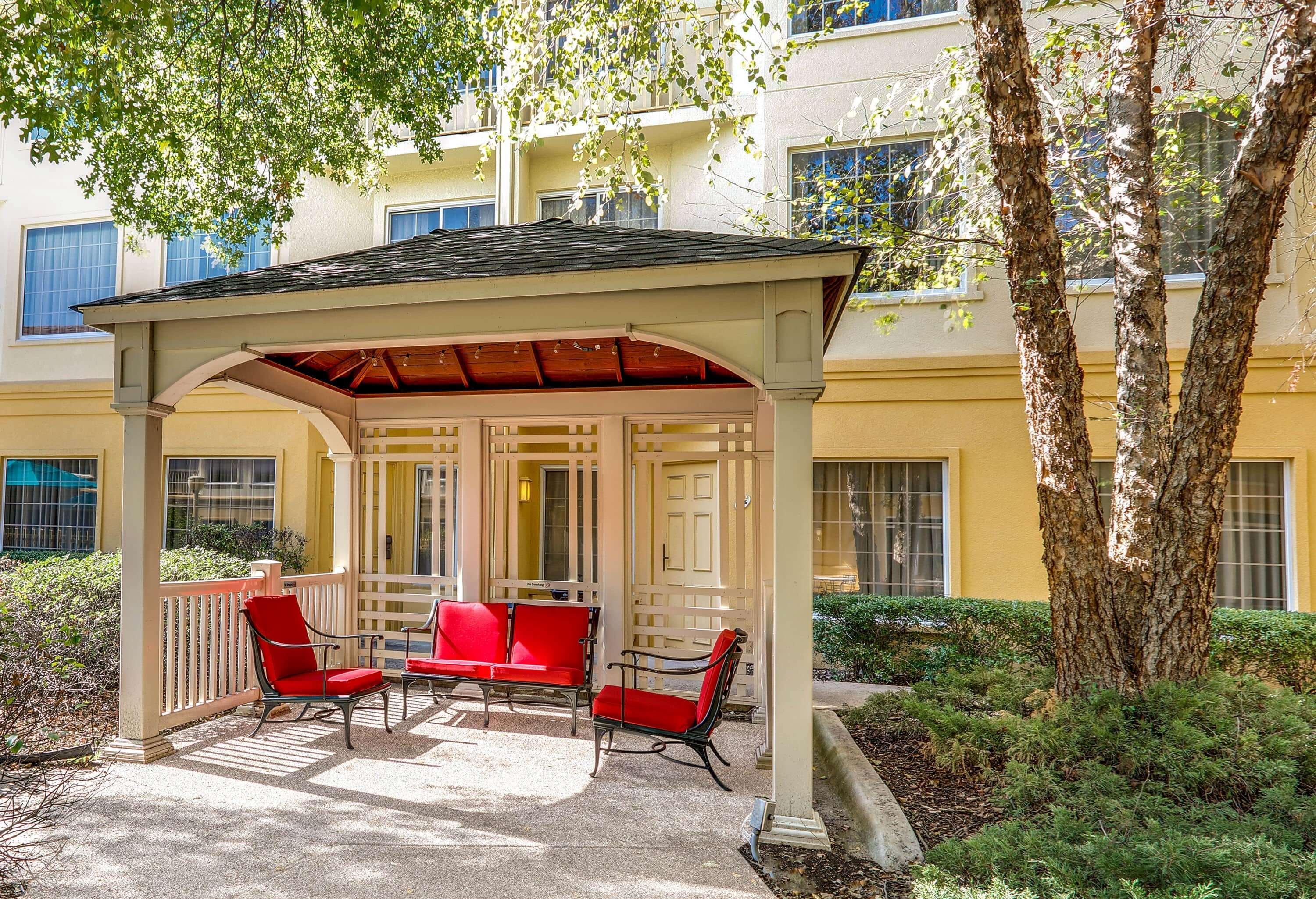 La Quinta By Wyndham Dallas - Addison Galleria Luaran gambar