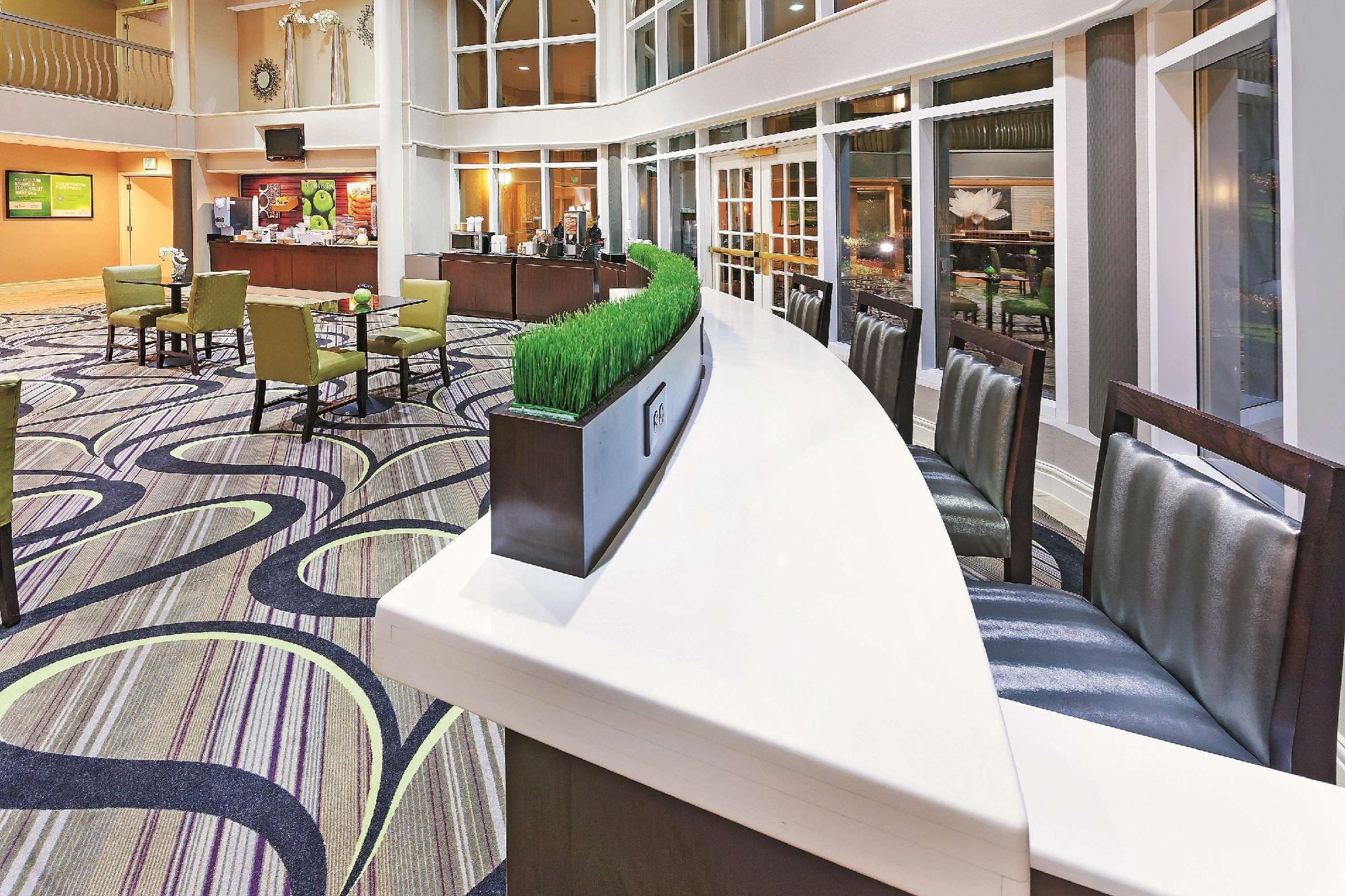 La Quinta By Wyndham Dallas - Addison Galleria Luaran gambar