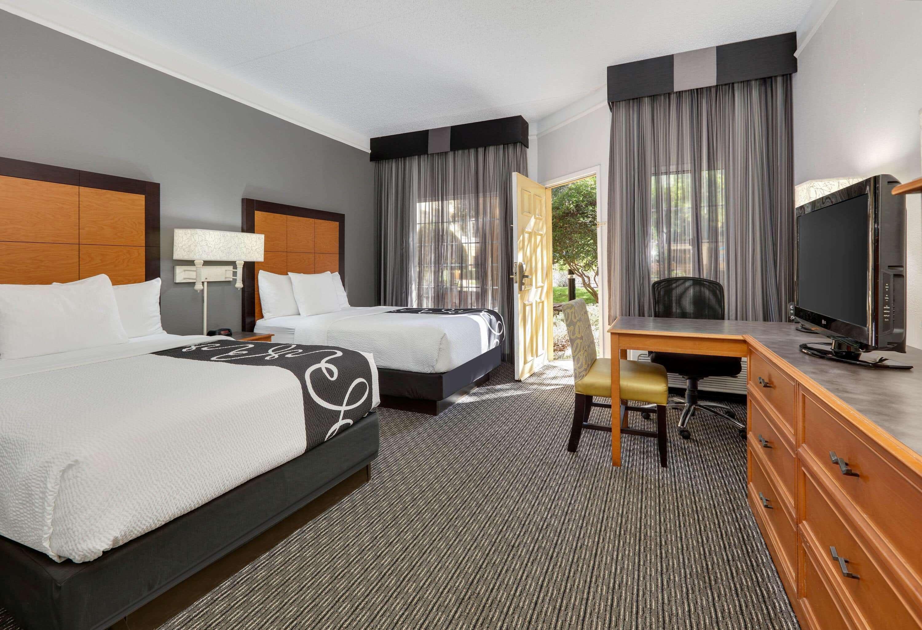 La Quinta By Wyndham Dallas - Addison Galleria Luaran gambar