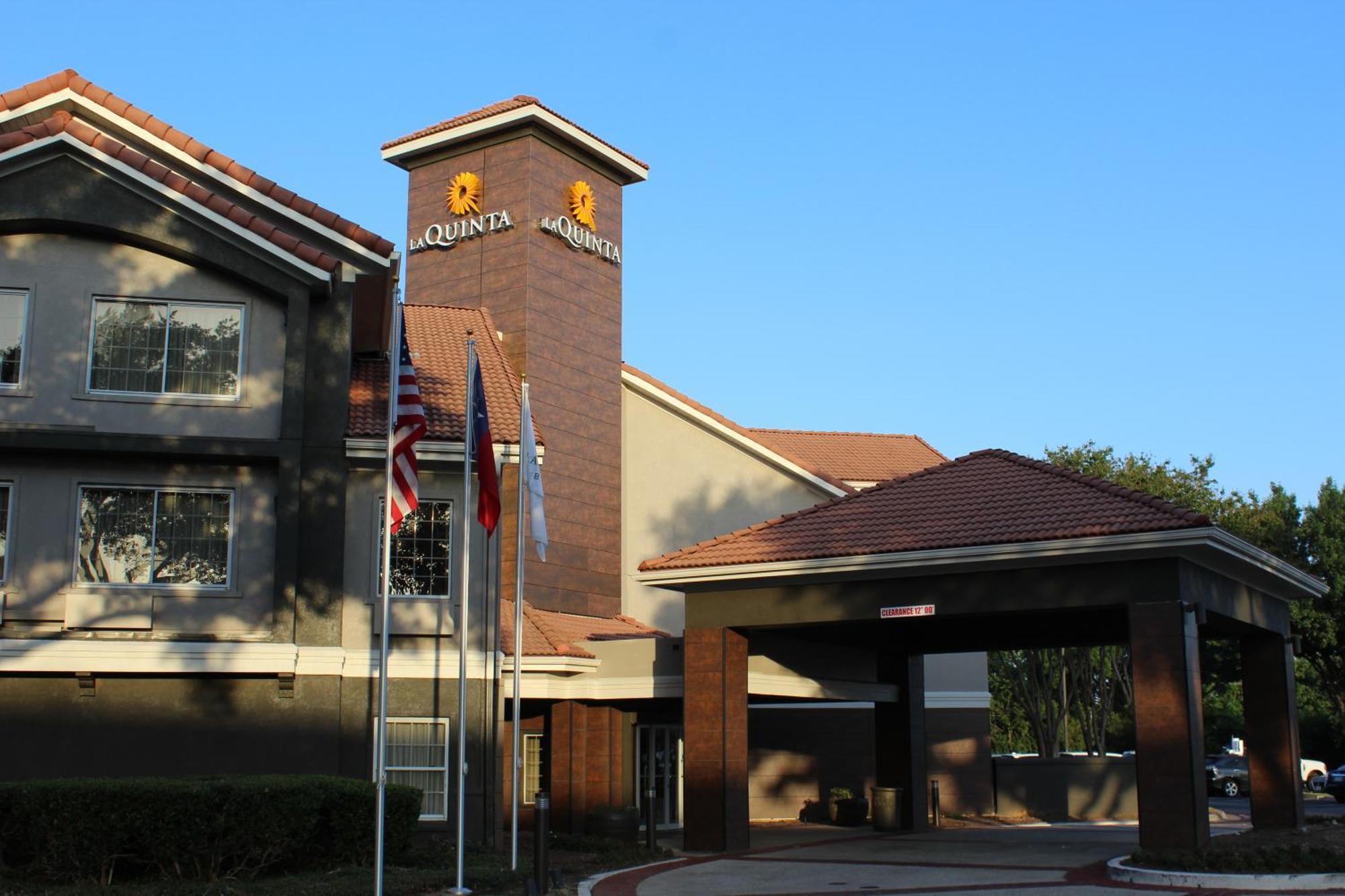 La Quinta By Wyndham Dallas - Addison Galleria Luaran gambar