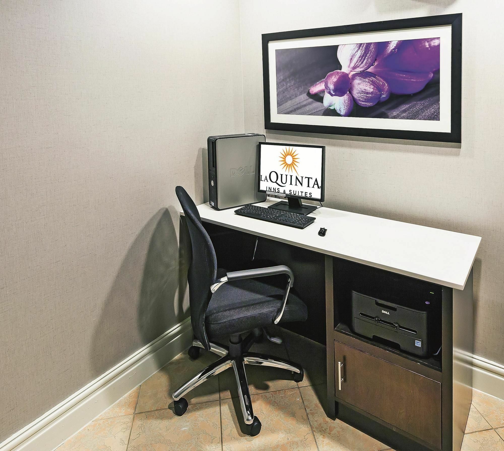 La Quinta By Wyndham Dallas - Addison Galleria Luaran gambar